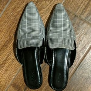 Plaid slides